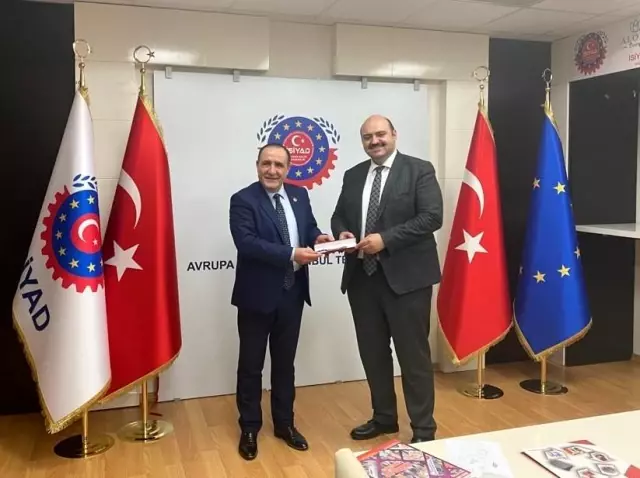 İSİYAD Genel Merkezi'nde Aziziye buluşması İSİYAD Genel Merkezi'nde Aziziye buluşması