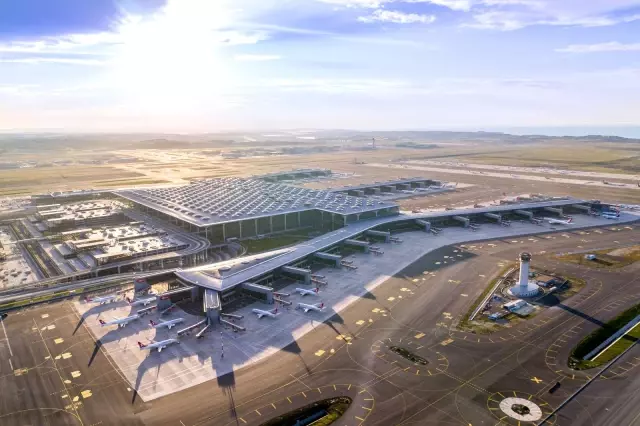 İstanbul Havalimanı iki yılda 81 milyon yolcuya hizmet verdi İstanbul Havalimanı iki yılda 81 milyon yolcuya hizmet verdi