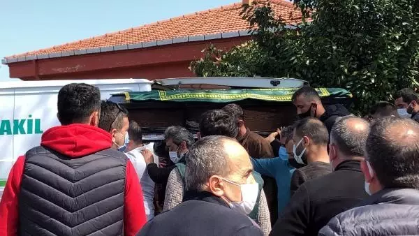 Kaçak maden ocağında yaşamını yitiren işçi toprağa verildi Kaçak maden ocağında yaşamını yitiren işçi toprağa verildi