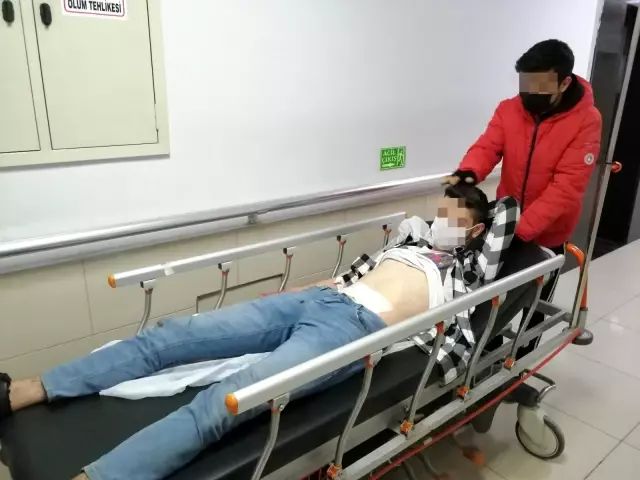 Kafasına bıçak saplanmıştı: Yeni görüntüler ortaya çıktı Kafasına bıçak saplanmıştı: Yeni görüntüler ortaya çıktı