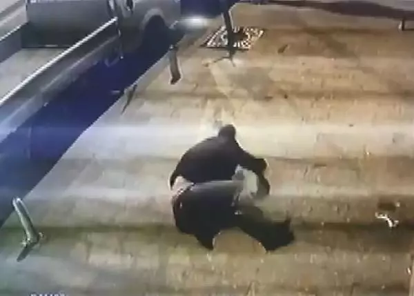 KAĞITHANE'DE SİLAHLI SALDIRI 1 AĞIR YARALI KAĞITHANE'DE SİLAHLI SALDIRI 1 AĞIR YARALI