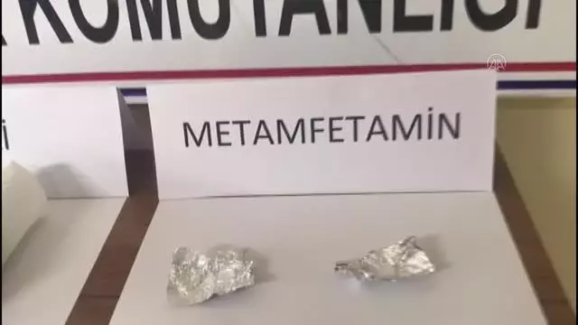 KAHRAMANMARAŞ - Uyuşturucu operasyonunda 2 şüpheli yakalandı KAHRAMANMARAŞ - Uyuşturucu operasyonunda 2 şüpheli yakalandı