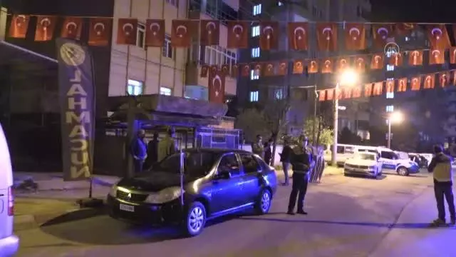 KAHRAMANMARAŞ - Zeytin Dalı Harekat bölgesinde şehit olan Uzman Çavuş Ahmet Akdal'ın ailesine acı haber verildi KAHRAMANMARAŞ - Zeytin Dalı Harekat bölgesinde şehit olan Uzman Çavuş Ahmet Akdal'ın ailesine acı haber verildi