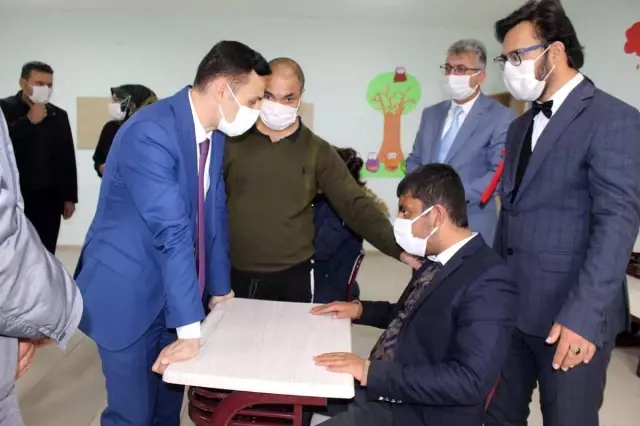 Kahta'da zihinsel engelli ve otizmli öğrencilere özel 'Uygulama Evi' açıldı Kahta'da zihinsel engelli ve otizmli öğrencilere özel 'Uygulama Evi' açıldı