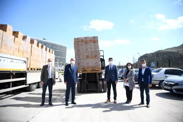 KARDEMİR ramazanda ihtiyaç sahiplerine ulaştırılmak üzere gıda kolisi yardımında bulundu KARDEMİR ramazanda ihtiyaç sahiplerine ulaştırılmak üzere gıda kolisi yardımında bulundu