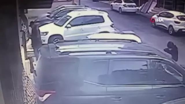 Son dakika haberi | Kartal'da miras kavgası yüzünden 4 akrabasını öldüren muhtar tutuklandı Son dakika haberi | Kartal'da miras kavgası yüzünden 4 akrabasını öldüren muhtar tutuklandı