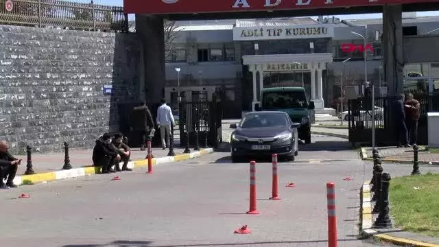 KARTAL'DA SİLAHLI SALDIRIDA ÖLDÜRÜLEN HALUK ONAT SON YOLCULUĞUNA UĞURLANDI KARTAL'DA SİLAHLI SALDIRIDA ÖLDÜRÜLEN HALUK ONAT SON YOLCULUĞUNA UĞURLANDI