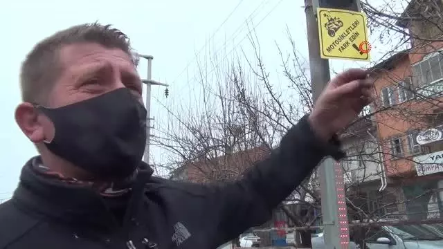 Kavşaklara motosiklet uyarı levhası Kavşaklara motosiklet uyarı levhası