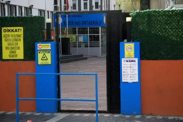 Son dakika haberleri! Kayseri'de 3 okulda eğitime 10 gün ara verildi Son dakika haberleri! Kayseri'de 3 okulda eğitime 10 gün ara verildi