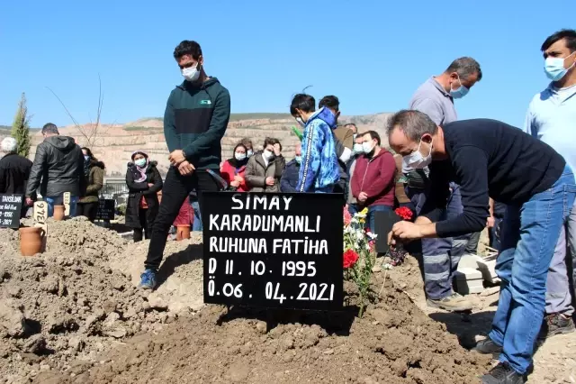 Son dakika! Kaza kurbanı Simay'ın babası: 'Çocuğumun hakkını arayacağım' Son dakika! Kaza kurbanı Simay'ın babası: 'Çocuğumun hakkını arayacağım'