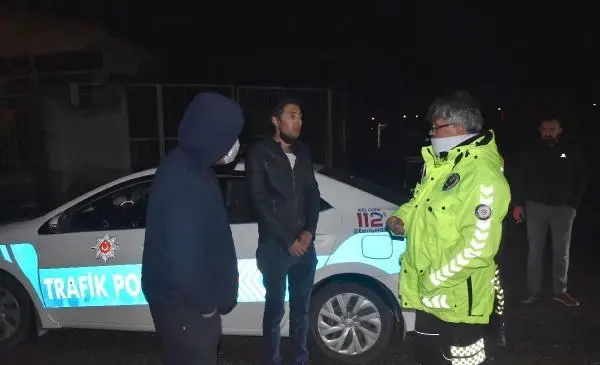 Son dakika haberleri: Kaza yaptı, 'Sürücü arkadaşımdı' diyerek kurtulmaya çalıştı Son dakika haberleri: Kaza yaptı, 'Sürücü arkadaşımdı' diyerek kurtulmaya çalıştı