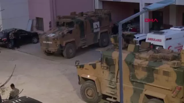 Son dakika gündem: KİLİS SURİYE'DE TERÖRİSTLERDEN HAVANLI SALDIRI 2 ŞEHİT Son dakika gündem: KİLİS SURİYE'DE TERÖRİSTLERDEN HAVANLI SALDIRI 2 ŞEHİT