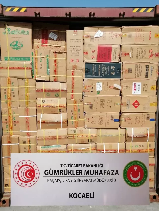 Gümrük Muhafaza ekiplerince 15 milyon liralık kaçak eşya ele geçirildi Gümrük Muhafaza ekiplerince 15 milyon liralık kaçak eşya ele geçirildi