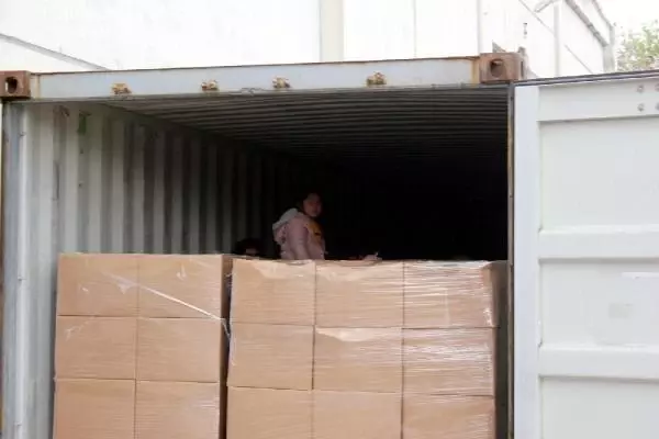 Son dakika haberleri | İZMİR KONTEYNERDE YAKALANAN 91 KAÇAK GÖÇMEN GÖÇ İDARESİ'NE TESLİM EDİLDİ Son dakika haberleri | İZMİR KONTEYNERDE YAKALANAN 91 KAÇAK GÖÇMEN GÖÇ İDARESİ'NE TESLİM EDİLDİ