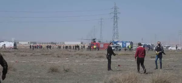 Konya'da askeri uçak kaza kırıma uğradı; pilot şehit oldu (2) Konya'da askeri uçak kaza kırıma uğradı; pilot şehit oldu (2)