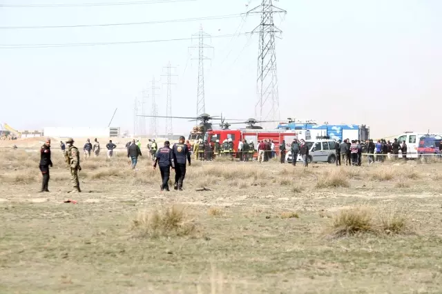Türk Yıldızları 9 yıl sonra 2'inci şehidini verdi Türk Yıldızları 9 yıl sonra 2'inci şehidini verdi