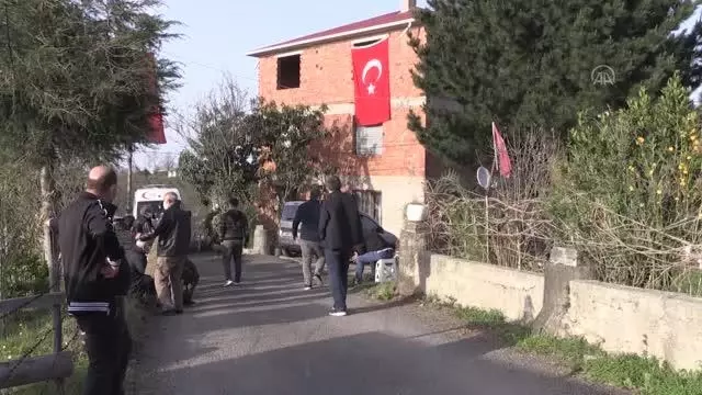 Son dakika! Konya'da 'Türk Yıldızları' uçağının düşmesi sonucu şehit olan pilotun şehadet haberi baba ocağına ulaştı Son dakika! Konya'da 'Türk Yıldızları' uçağının düşmesi sonucu şehit olan pilotun şehadet haberi baba ocağına ulaştı