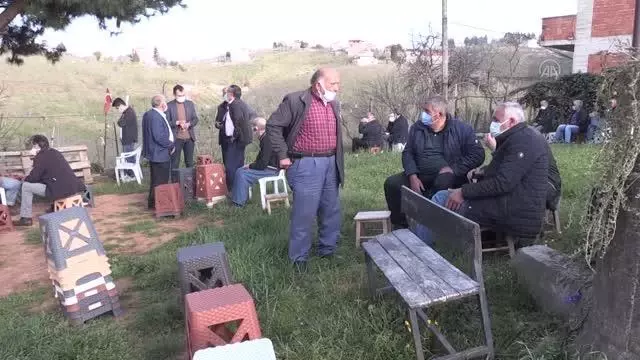 Son dakika! Konya'da 'Türk Yıldızları' uçağının düşmesi sonucu şehit olan pilotun şehadet haberi baba ocağına ulaştı Son dakika! Konya'da 'Türk Yıldızları' uçağının düşmesi sonucu şehit olan pilotun şehadet haberi baba ocağına ulaştı