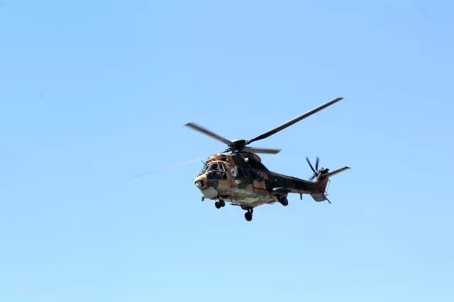 Türk Yıldızları 9 yıl sonra 2'inci şehidini verdi Türk Yıldızları 9 yıl sonra 2'inci şehidini verdi