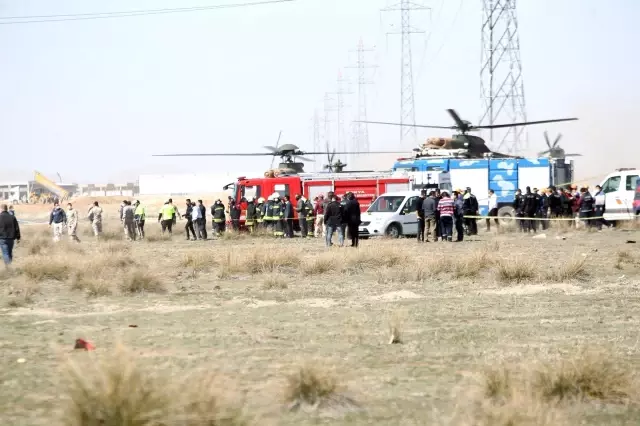 Türk Yıldızları 9 yıl sonra 2'inci şehidini verdi Türk Yıldızları 9 yıl sonra 2'inci şehidini verdi