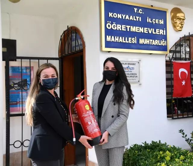 Konyaaltı'nda, muhtarlıklar elden geçiriliyor Konyaaltı'nda, muhtarlıklar elden geçiriliyor