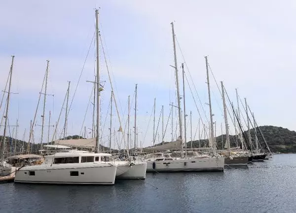 ANTALYA LÜKS VİLLALARIYLA ÜNLÜ İLÇE, PANDEMİ SINAVINI GEÇEMEDİ ANTALYA LÜKS VİLLALARIYLA ÜNLÜ İLÇE, PANDEMİ SINAVINI GEÇEMEDİ