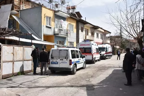 Son dakika haberleri: MALATYA'DA SOBADAN ZEHİRLENEN ÇİFT, ÖLDÜ Son dakika haberleri: MALATYA'DA SOBADAN ZEHİRLENEN ÇİFT, ÖLDÜ