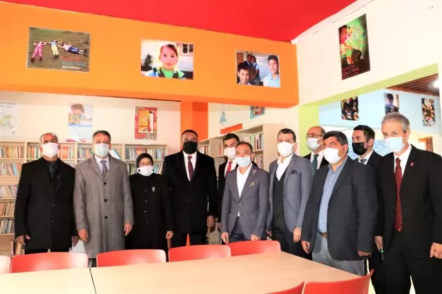 Mersinli Şehit Durmuş Tek'in adı, okul kütüphanesinde yaşayacak Mersinli Şehit Durmuş Tek'in adı, okul kütüphanesinde yaşayacak