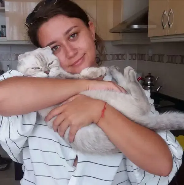 İhmal sonucu ölen Simay'ın babasından talep var: Tunç Soyer'in benimle görüşmesini istiyorum İhmal sonucu ölen Simay'ın babasından talep var: Tunç Soyer'in benimle görüşmesini istiyorum