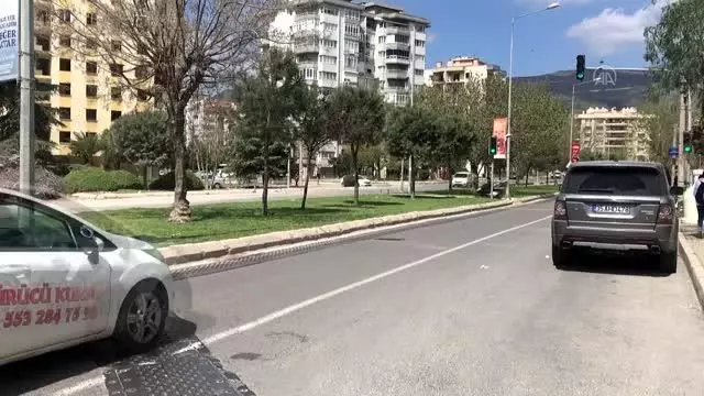 Minibüsün çarptığı üniversite öğrencisi öldü Minibüsün çarptığı üniversite öğrencisi öldü