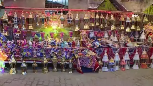 - Mısır'da 'Ramazan fenerleri' dükkanları süsledi - Mısır'da 'Ramazan fenerleri' dükkanları süsledi