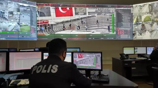 MOBESE'yle maskesiz avı MOBESE'yle maskesiz avı