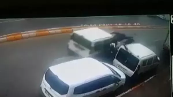 Motosikletli kuryenin ölümüne neden olan sürücünün serbest bırakılmasına tepki Motosikletli kuryenin ölümüne neden olan sürücünün serbest bırakılmasına tepki