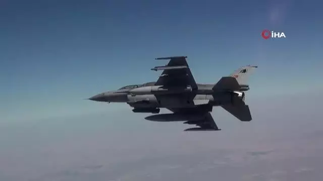 MSB: 'Irak kuzeyi Metina bölgesinde keşif ve gözetleme vasıtalarıyla tespit edilen 5 PKK'lı terörist, Hava Kuvvetlerimizin başarılı hava harekatı ile... MSB: 'Irak kuzeyi Metina bölgesinde keşif ve gözetleme vasıtalarıyla tespit edilen 5 PKK'lı terörist, Hava Kuvvetlerimizin başarılı hava harekatı ile...