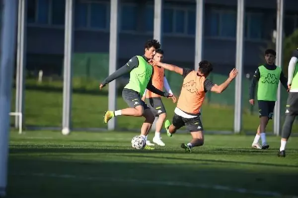Son dakika haber: SPOR Mustafa Er: Bu çocuklarla çok farklı bir hikaye yazılabilirdi Son dakika haber: SPOR Mustafa Er: Bu çocuklarla çok farklı bir hikaye yazılabilirdi