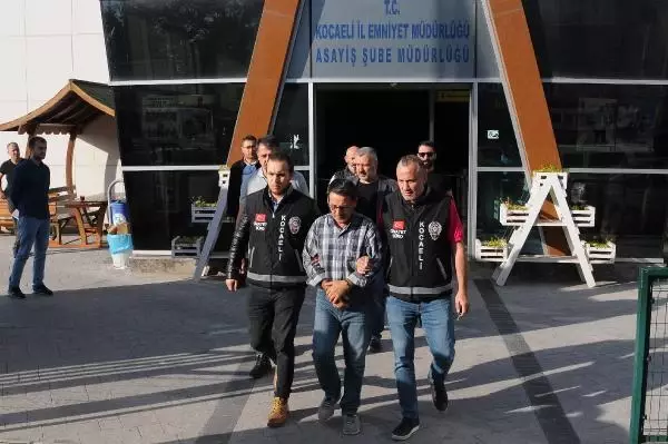 Oğlunu öldüren baba suçunu itiraf etti, eşi kocasına vahşeti konduramadı Oğlunu öldüren baba suçunu itiraf etti, eşi kocasına vahşeti konduramadı