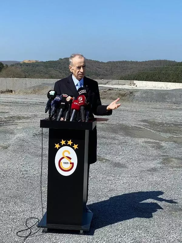 (ön haber) Galatasaray Başkanı Cengiz, Kemerburgaz Tesisleri'nin basın lansmanında konuştu (ön haber) Galatasaray Başkanı Cengiz, Kemerburgaz Tesisleri'nin basın lansmanında konuştu