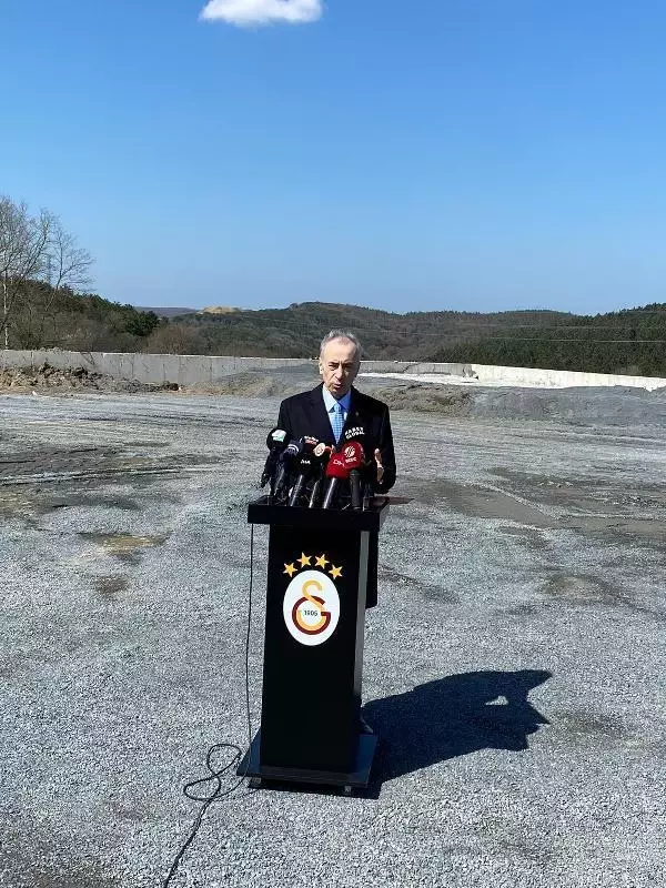 (ön haber) Galatasaray Başkanı Cengiz, Kemerburgaz Tesisleri'nin basın lansmanında konuştu (ön haber) Galatasaray Başkanı Cengiz, Kemerburgaz Tesisleri'nin basın lansmanında konuştu