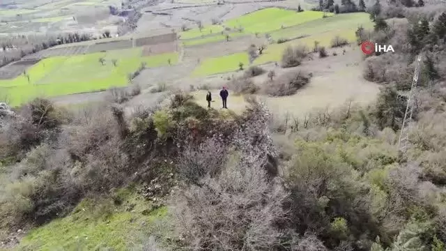 Ormanların içinde 2 bin yıldır ayakta kalan kale ziyaretçilerini bekliyor Ormanların içinde 2 bin yıldır ayakta kalan kale ziyaretçilerini bekliyor