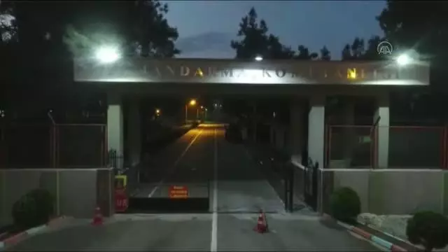 Osmaniye merkezli 11 ilde terör örgütü DEAŞ'a yönelik operasyonda 27 zanlı yakalandı Osmaniye merkezli 11 ilde terör örgütü DEAŞ'a yönelik operasyonda 27 zanlı yakalandı