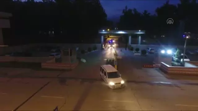Osmaniye merkezli 11 ilde terör örgütü DEAŞ'a yönelik operasyonda 27 zanlı yakalandı Osmaniye merkezli 11 ilde terör örgütü DEAŞ'a yönelik operasyonda 27 zanlı yakalandı
