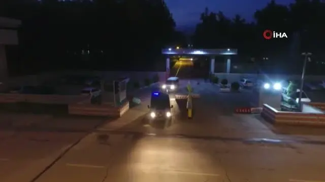 DEAŞ operasyonunda gözaltına alınan 27 kişi adliyeye sevk edildi DEAŞ operasyonunda gözaltına alınan 27 kişi adliyeye sevk edildi