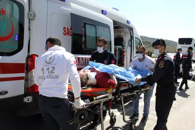 Kazada ağır yaralanan yaşlı adam kaldırıldığı hastanede yaşamını yitirdi Kazada ağır yaralanan yaşlı adam kaldırıldığı hastanede yaşamını yitirdi