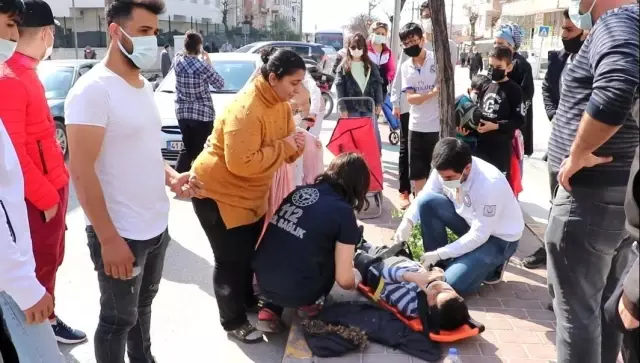 Son dakika haberi: 7 yaşındaki çocuğa otomobil çarptı, yakınları gözyaşlarına boğuldu Son dakika haberi: 7 yaşındaki çocuğa otomobil çarptı, yakınları gözyaşlarına boğuldu