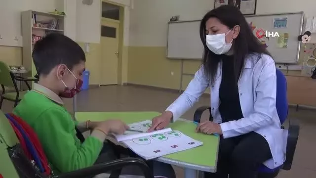 Özel çocuklar için 'Uçurtma kardeşliği projesi' Özel çocuklar için 'Uçurtma kardeşliği projesi'