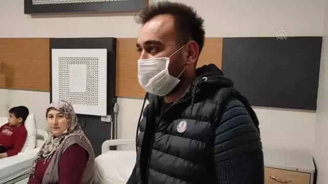 Parkta oynayan 6 yaşındaki çocuğun başına yorgun mermi isabet etti Parkta oynayan 6 yaşındaki çocuğun başına yorgun mermi isabet etti