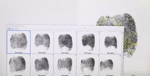 Parmak izi 'karanlık oda'da incelenip, suç dosyaları aydınlatılıyor Parmak izi 'karanlık oda'da incelenip, suç dosyaları aydınlatılıyor