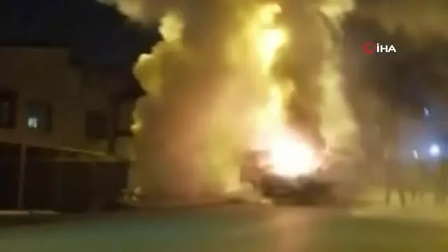Pendik'te Suriyeli komşularının ekmek teknesi alev aldı, mahalleli seferber oldu Pendik'te Suriyeli komşularının ekmek teknesi alev aldı, mahalleli seferber oldu