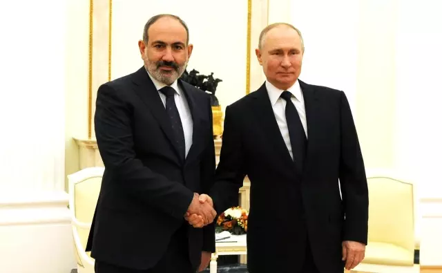 - Putin ve Paşinyan, Dağlık Karabağ'ı görüştü - Putin ve Paşinyan, Dağlık Karabağ'ı görüştü