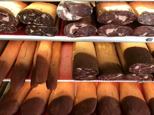 Ramazan ayında pastırma ve sucukta fiyat artışı olmayacak Ramazan ayında pastırma ve sucukta fiyat artışı olmayacak